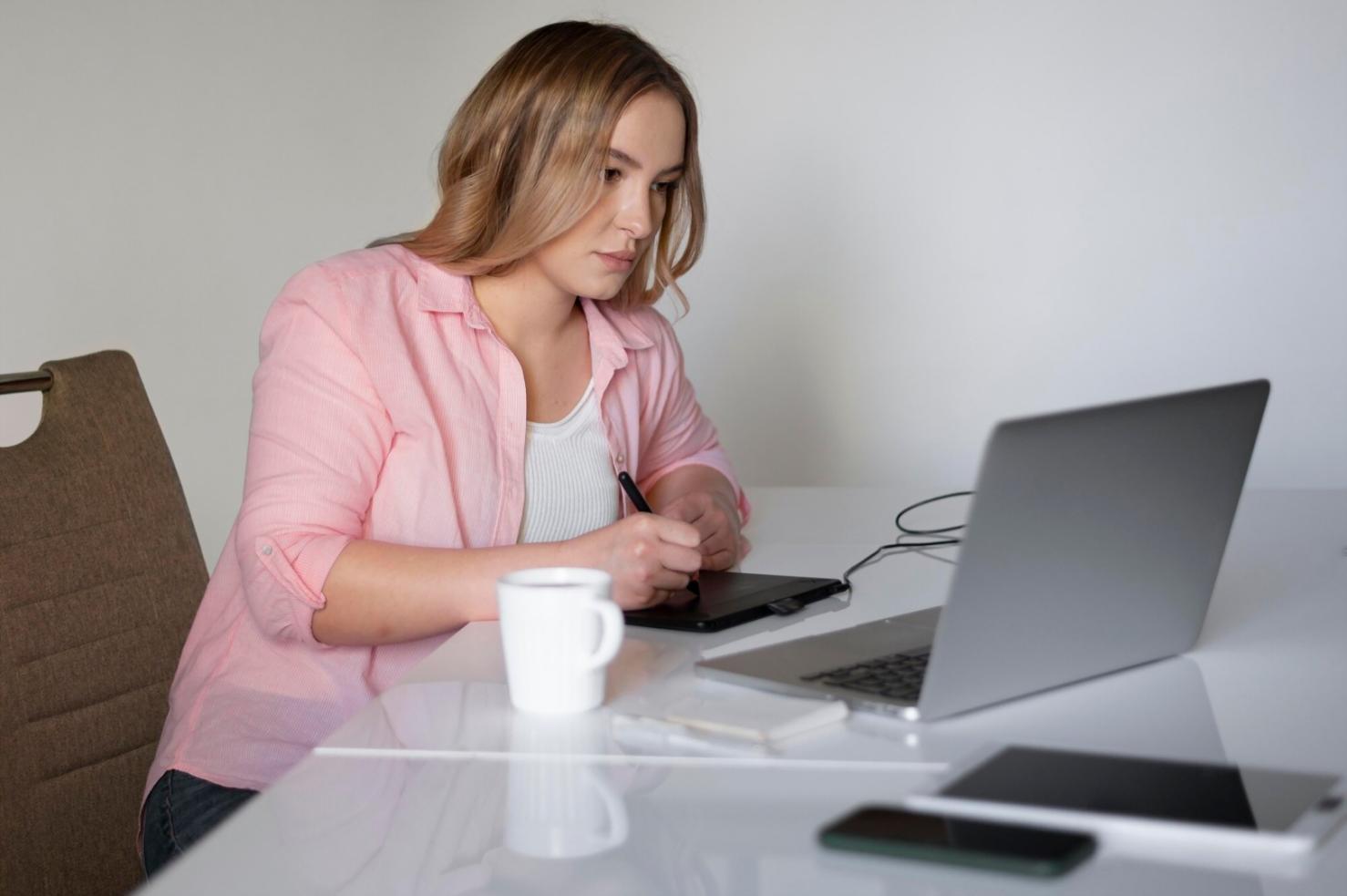 Analyse budgétaire personnalisée avec documents financiers